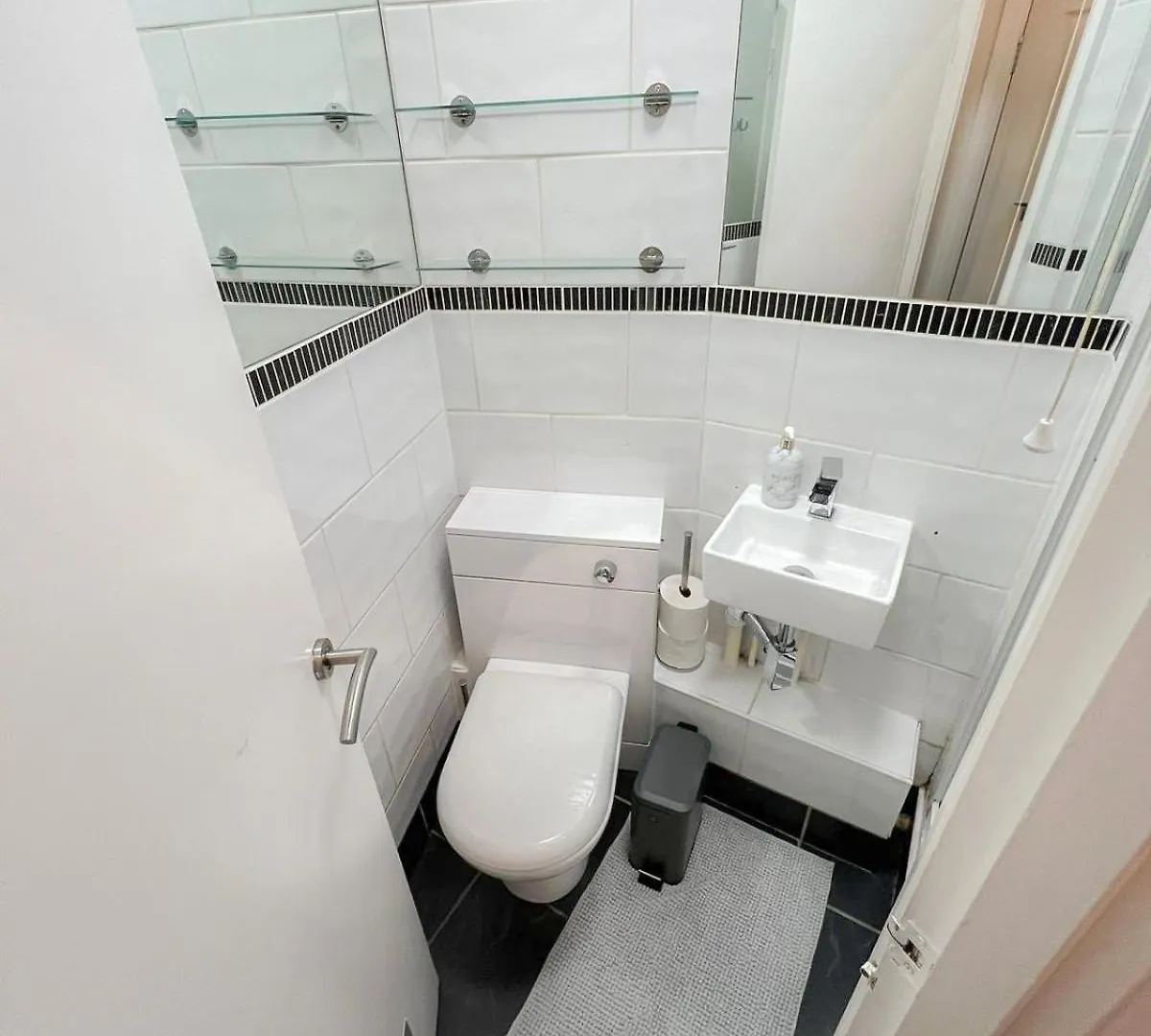 Apartment Lovely 1-Bedroom Flat In Shoreditch, Hackney, Old Street London