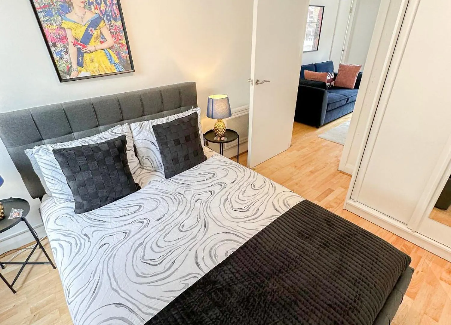 Lovely 1-Bedroom Flat In Shoreditch, Hackney, Old Street London United Kingdom