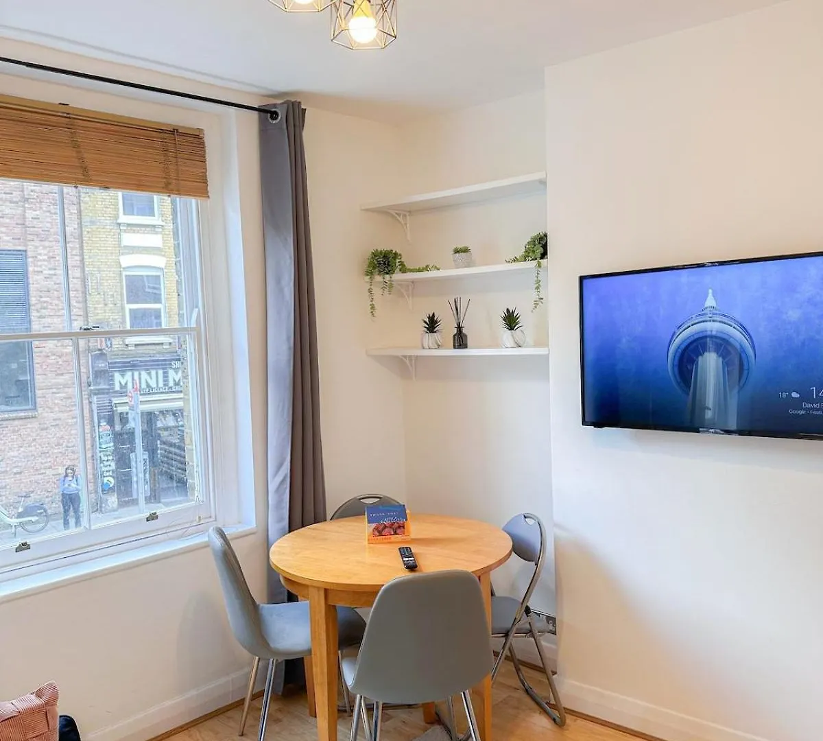 Lovely 1-Bedroom Flat In Shoreditch, Hackney, Old Street London Apartment